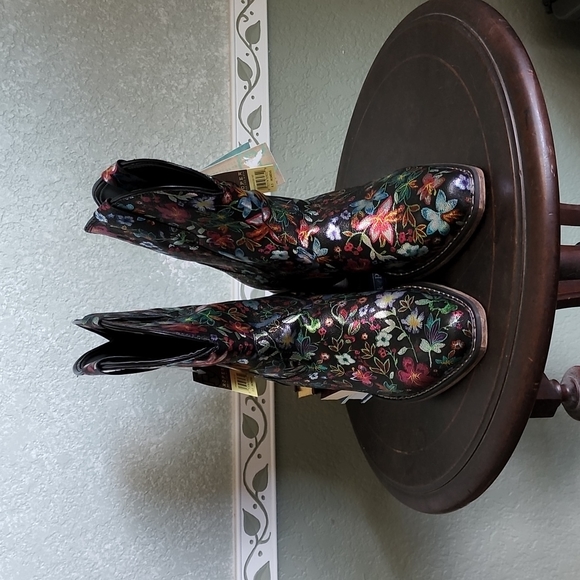 🥳🎉 HOST PICK 🥳🎉Roper Ingrid cowboy Floral black  boots Western Sz 8.5 NWT - Picture 11 of 11